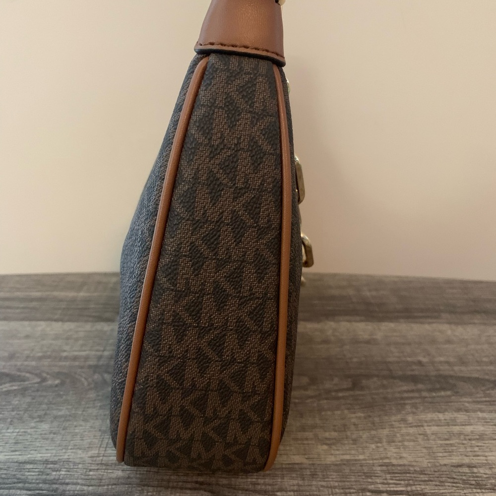Michael Kors Large Cora Dark Brown Bag with Gold Chain NWT - Picture 4 of 9